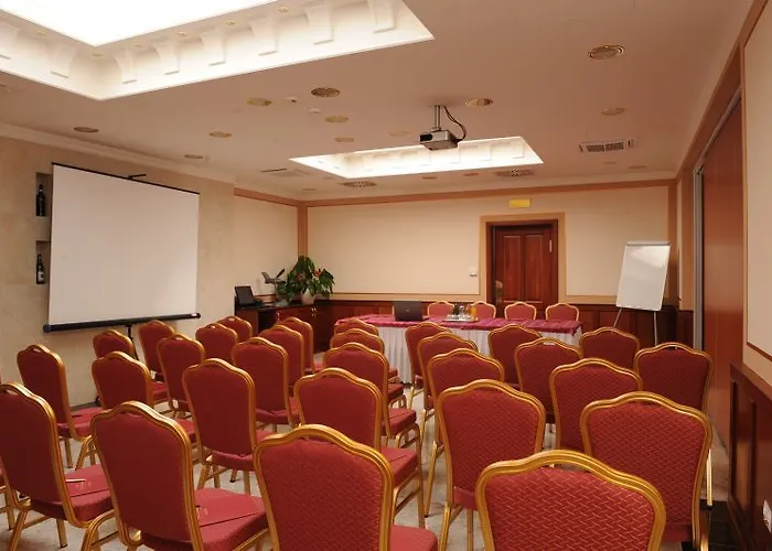 Отель Koedmoen 4*